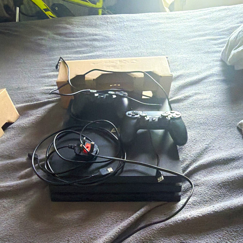 Sony playstation pro - 4k, uhd
