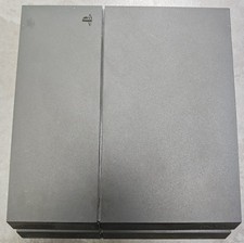 Sony PlayStation 4 (PS4) -