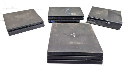 Job lot faulty playstation - faulty, 4