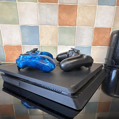 Sony playstation slim 500gb - playstation, 4